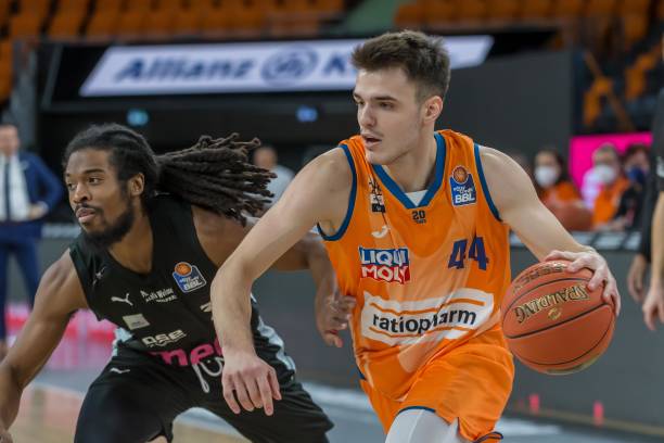 往往会成为 往往会成为