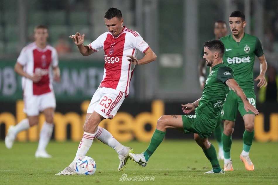 肖国栋6-5逆转吴宜泽，晋级斯诺克球员锦标赛八.