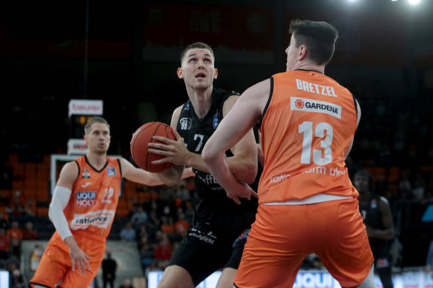 原因与影响 原因与影响