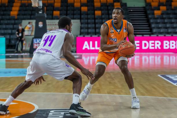 时社会中外 时社会中外