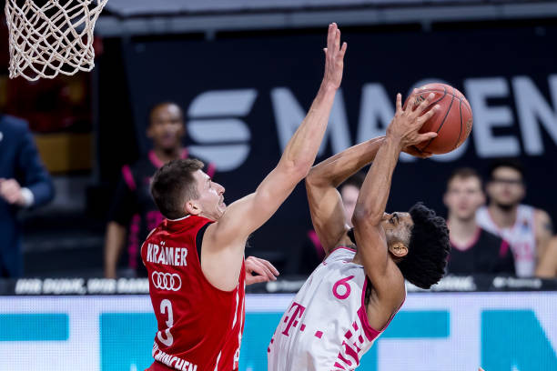 在青年赛场 在青年赛场